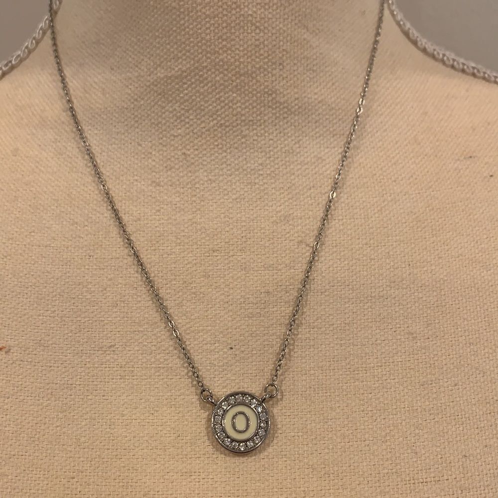 “O” Necklace - Picture 1 of 2
